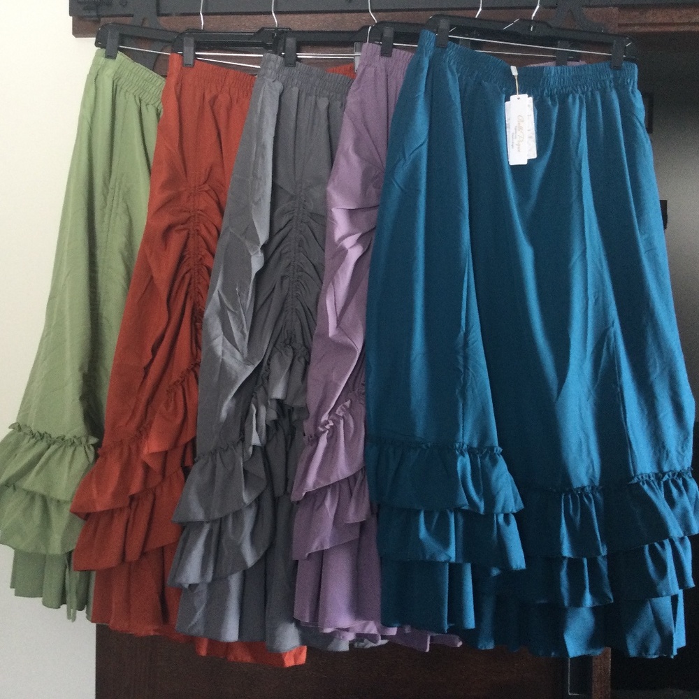 Bella Poque vintgage gothic victorian renaissance skirt.